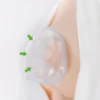 Haakaa lady bug 75 ml positionering op de borst