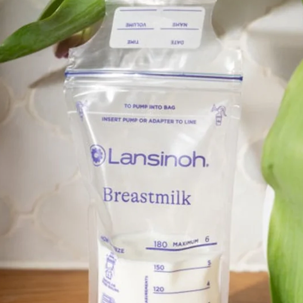 Lansinoh wegwerp moedermelk bewaarzakjes | 25 stuks 4 Lansinoh Wegwerp Moedermelk bewaarzakjes sfeer