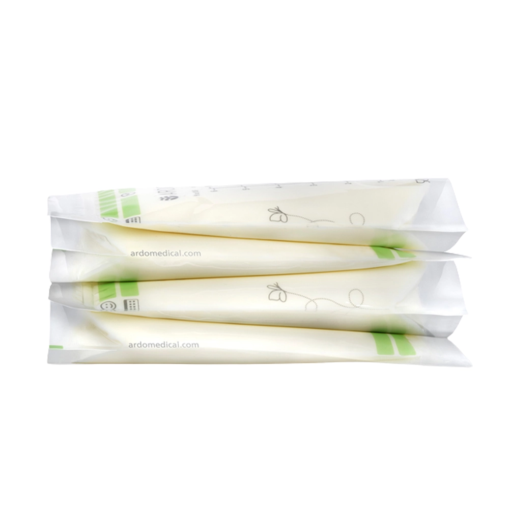 25x Easy Store moedermelk bewaarzakjes | borstvoeding zakjes | lekvrij | koelkast en vriezer 3 Moedermelk bewaarzakje Ardo Medical gestapeld