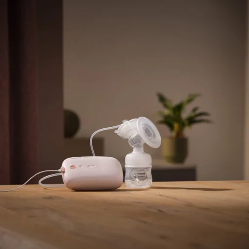 Philips Avent Enkele Elektrische Borstkolf SCF395 op tafel